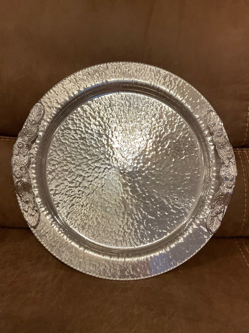 Rodney Kent 624 Hammered Aluminum Round Tray